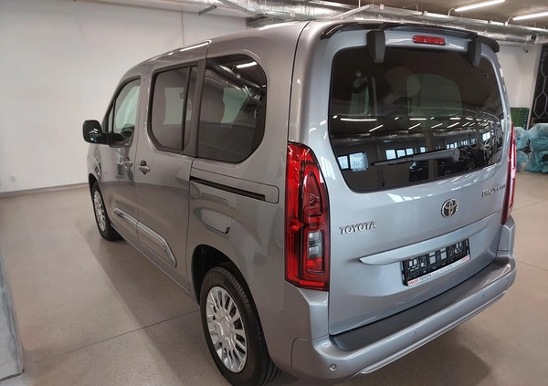 Toyota Proace City Verso cena 130900 przebieg: 1, rok produkcji 2024 z Nowe Miasto nad Pilicą małe 92